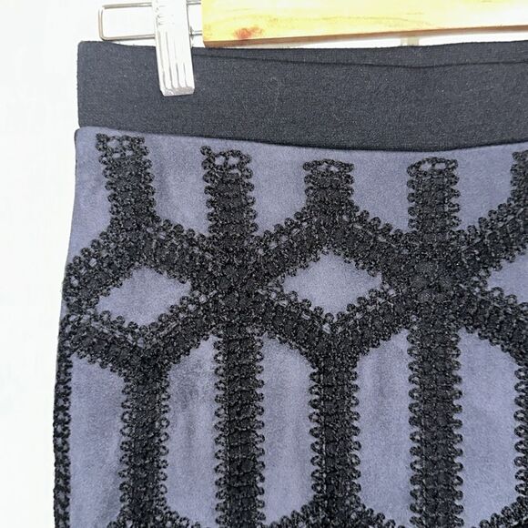H&M S Navy Faux Suede Crochet Patchwork Black Knit Back Pencil Skirt - Picture 3 of 9